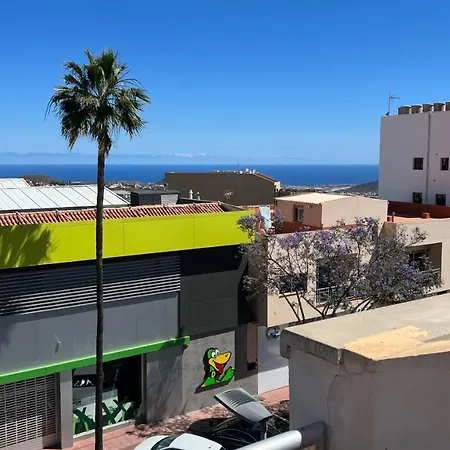 Apartman Cosy With Rooftop Terrace And Wifi Valle de San Lorenzo