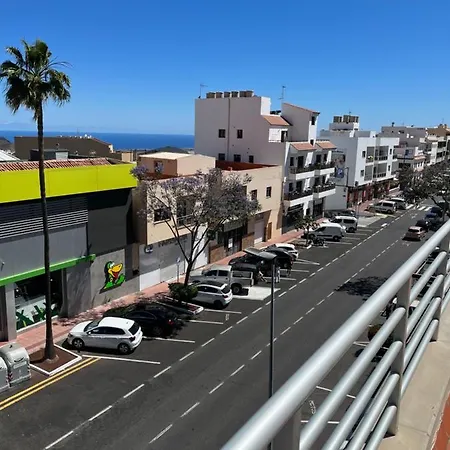 Cosy With Rooftop Terrace And Wifi Apartamento *